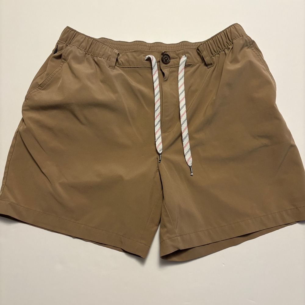 Chubbies Everywear Shorts Mens XL Brown 6 Inch Inseam Regular Fit Elastic Waist